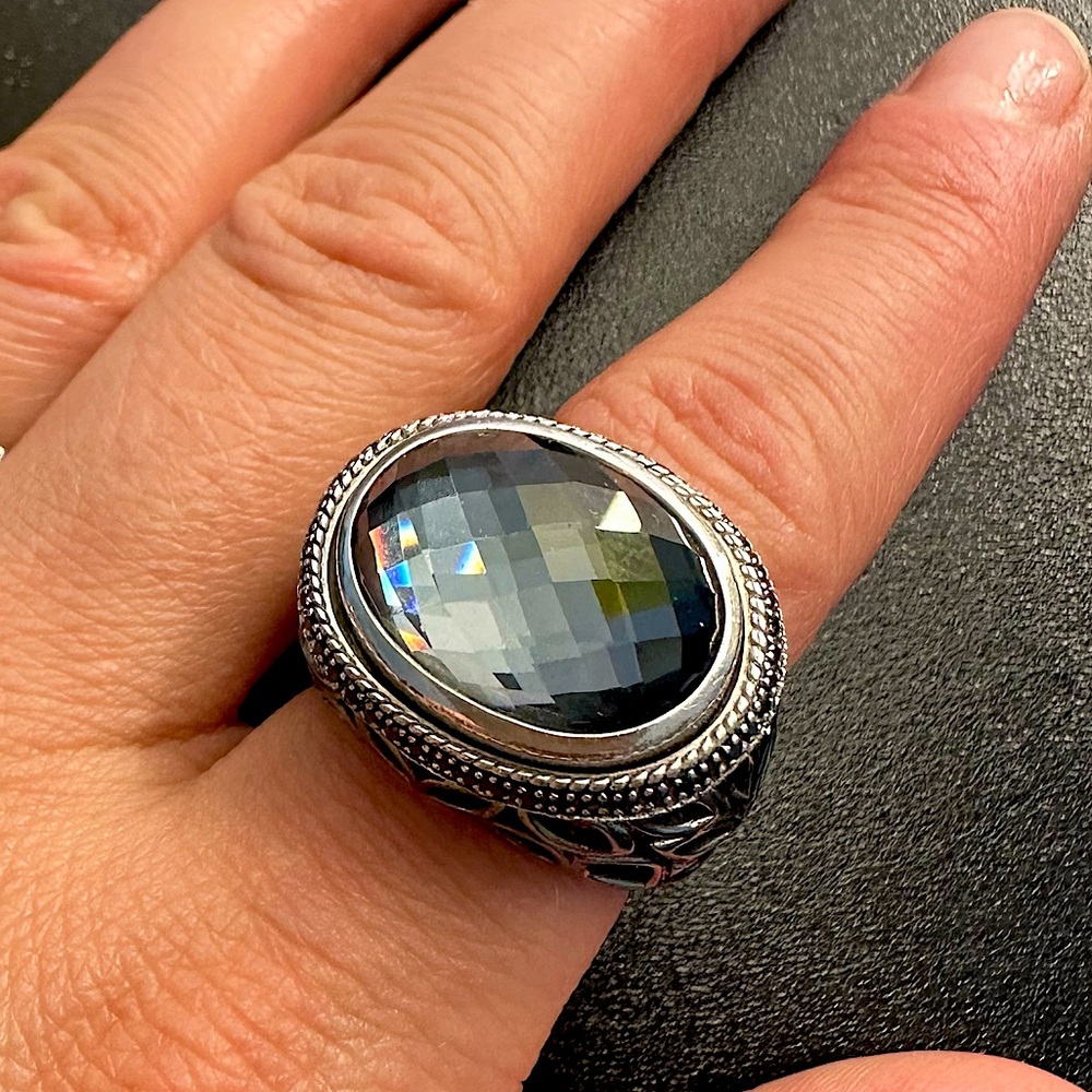 HERA ⚜️ Hematite Sterling silver , black diamond ring size 6.5